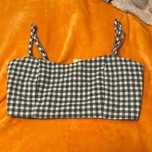 brandy melville crop top adjustable straps, one size